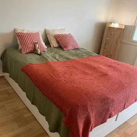 Aura River On 7th Floor With Large Balcony And Kitchen